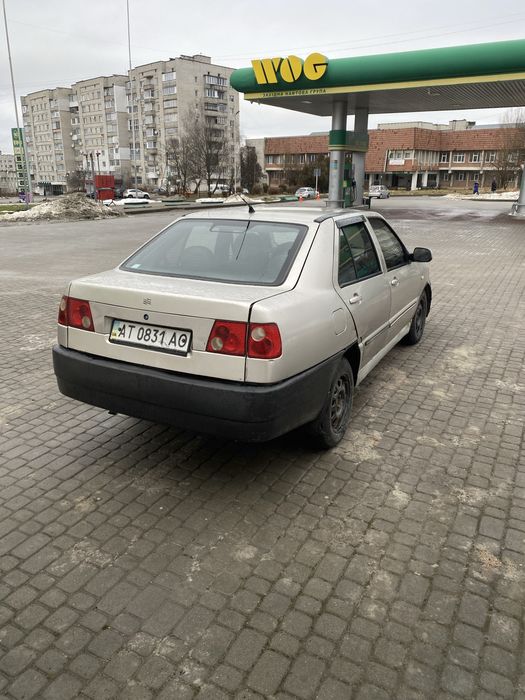 Продам , Газ бензин, маю ще пʼять коліс на титанах літня резина