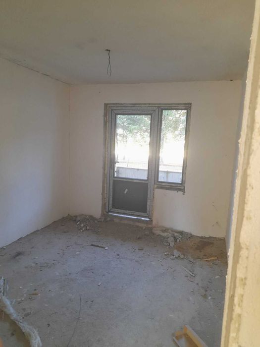 Нежитлові приміщення 81,4 м2, Долинська, вул. Нова 50