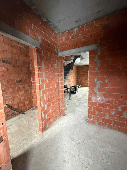 Продаж сучасного кутового таунхауса 107 м².Петропавлівський ліцей