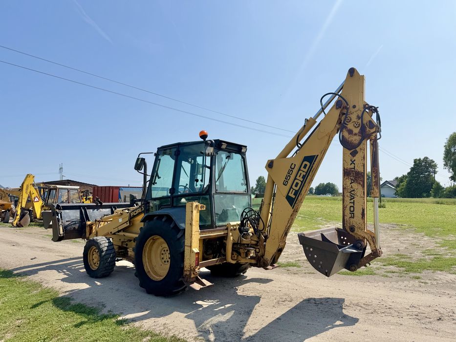Koparko ładowarka New Holland Ford 655 C