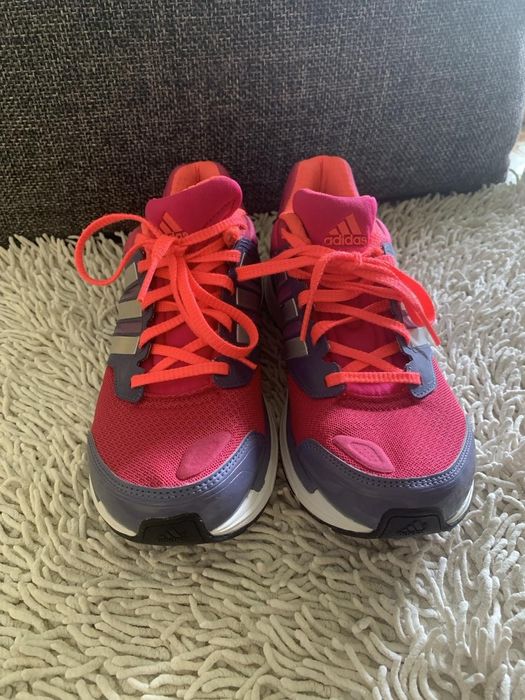 Кросівки фірми Adidas. Розмір 38.