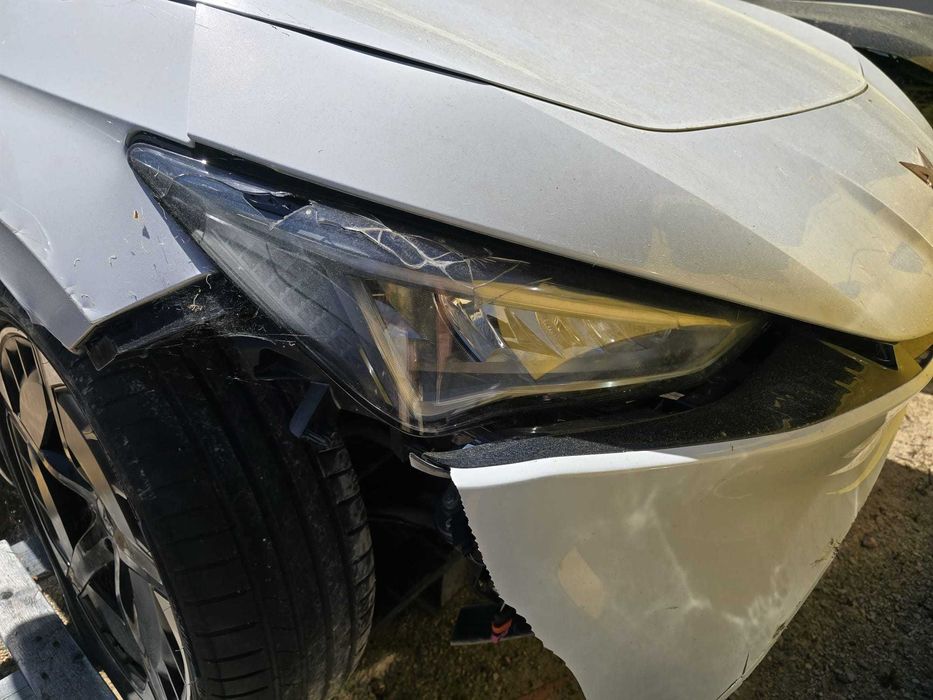 Cupra Born acidentado