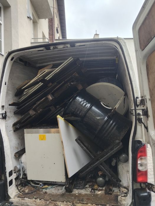 TANI transport Przeprowadzki Wywóz  na PSZOK  wywóz Złomu