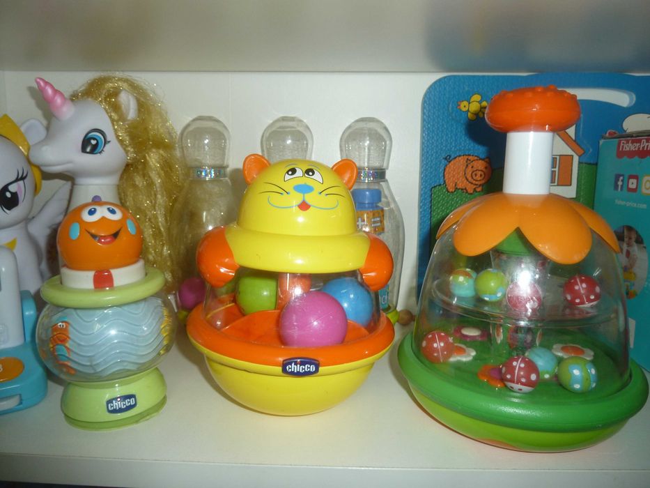 Brinquedos didáticos Chicco e Fisher Price, andador, quinta..