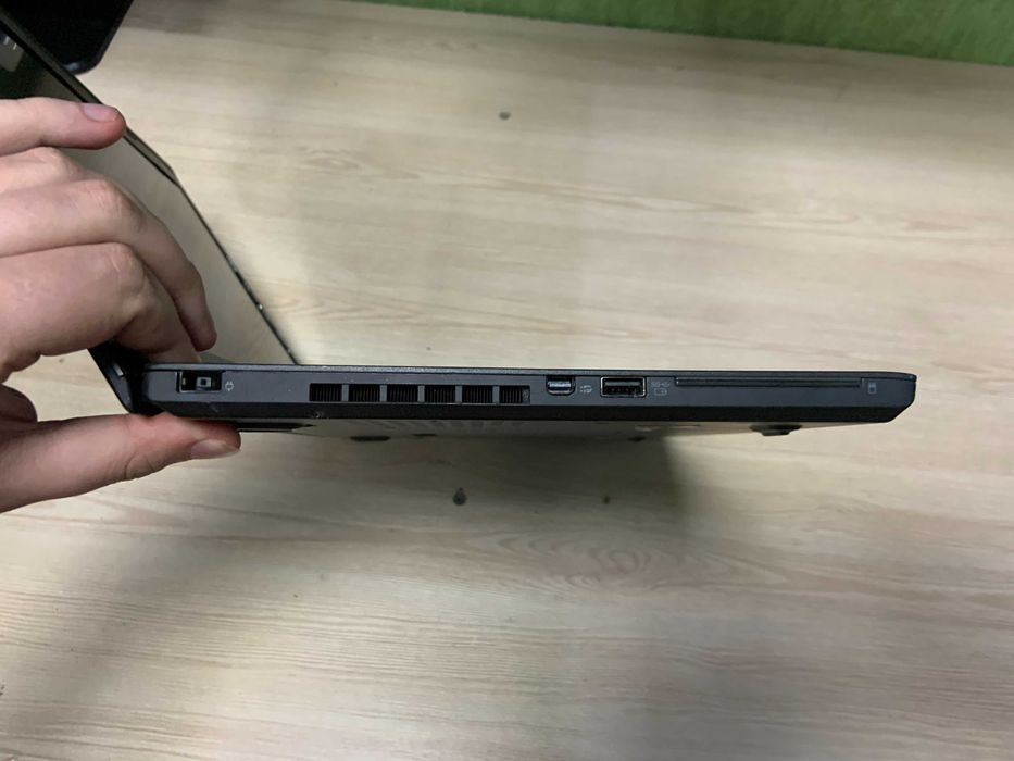 Ноутбук Lenovo ThinkPad T440 14 IPS/i5-4300u/4GB/120SSD/Intel HD