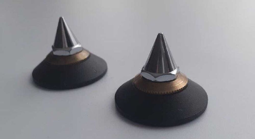 mini stojaki na głośniki