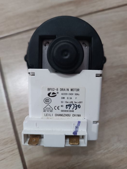 5859EN1004B Насос пральної машини LG