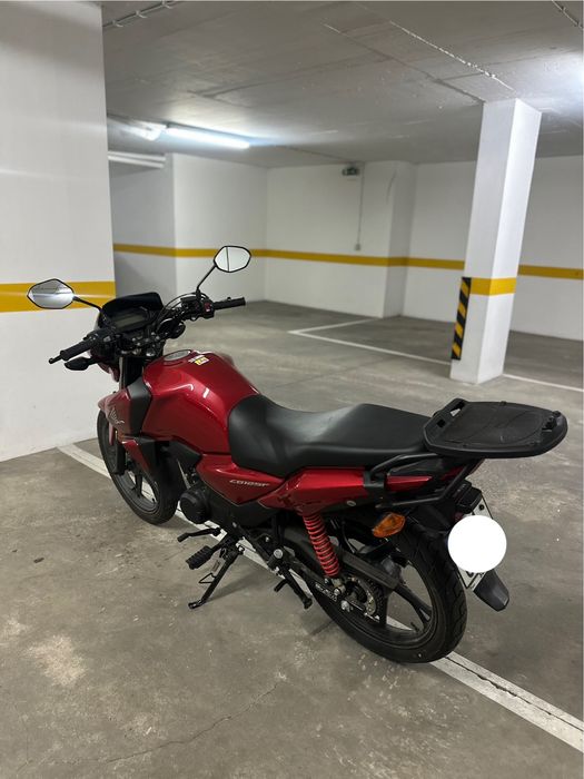 Moto Honda CB125F - Como Nova