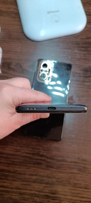 Продам смартфон Xiaomi Redmi Note 10 Pro 6/64