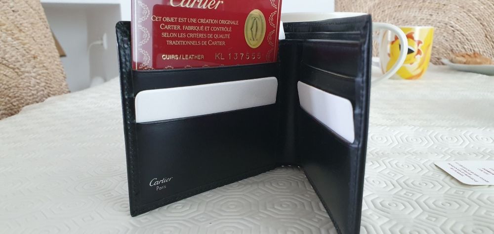 Carteira de Homen "Cartier Pasha" Pele Preta. Nunca Foi Usado, Novinho