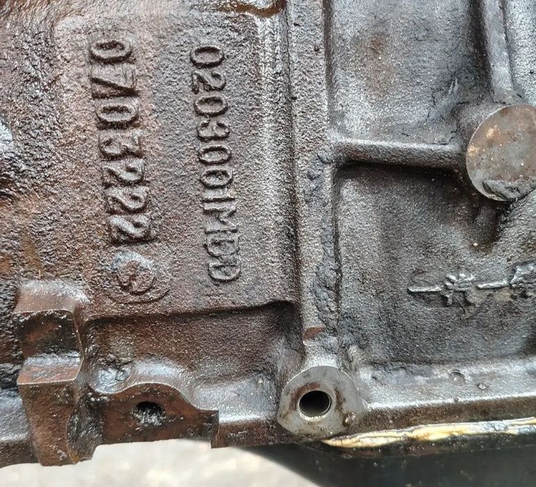 Розборка двигуна geely ck1 7151( об'єм 1.5) -гбц_колінвал,_блок_піддон