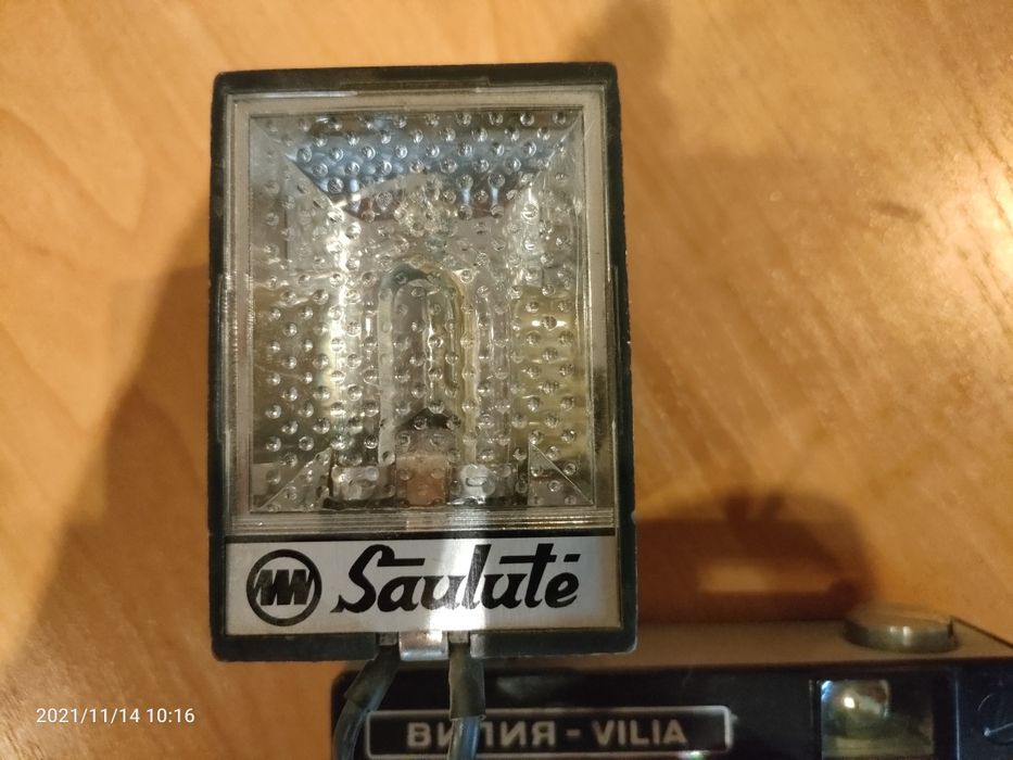 Aparat zabytkowy Willia z lampą