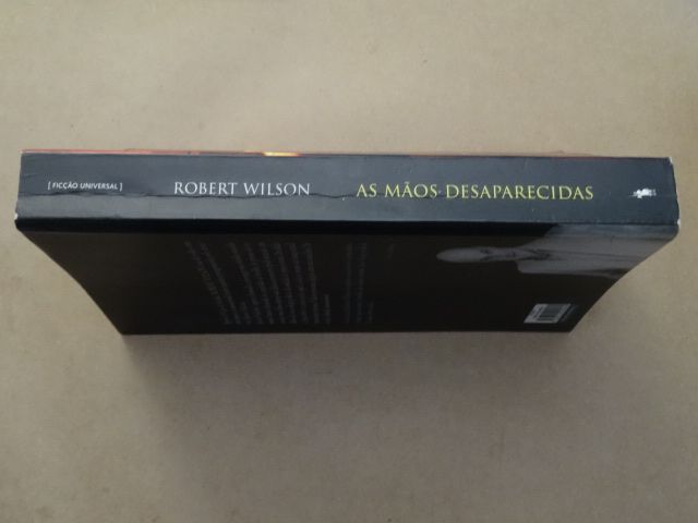 As Mãos Desaparecidas de Robert Wilson