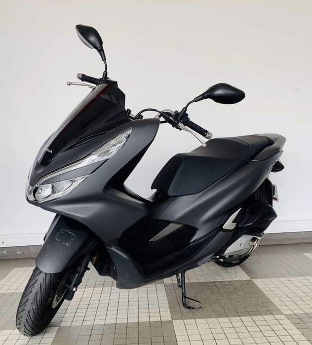 Pcx para alugar 45€ por semana/ PCX for Rent 45€ per week