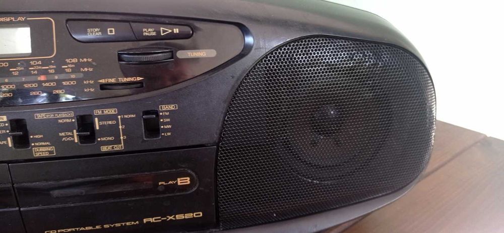 Бумбокс JVC x520