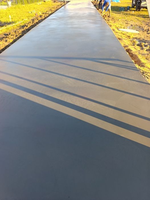 Posadzki przemysłowe, fundamenty pod halę.