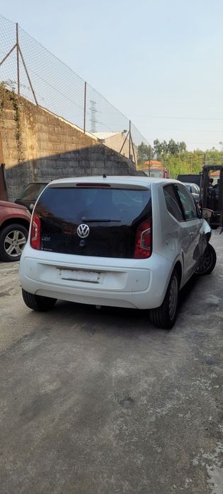 Volkswagen up 1.0 mpi 2012