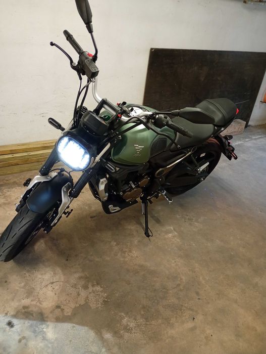 Motocykl Voge 300 AC (26KM) kat A2