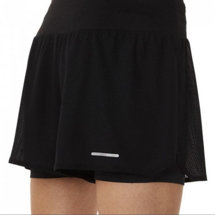 Жіночі бігові шорти asics ventilate 2-in-1 3.5in (артикул 2012c405) чорні розмір м