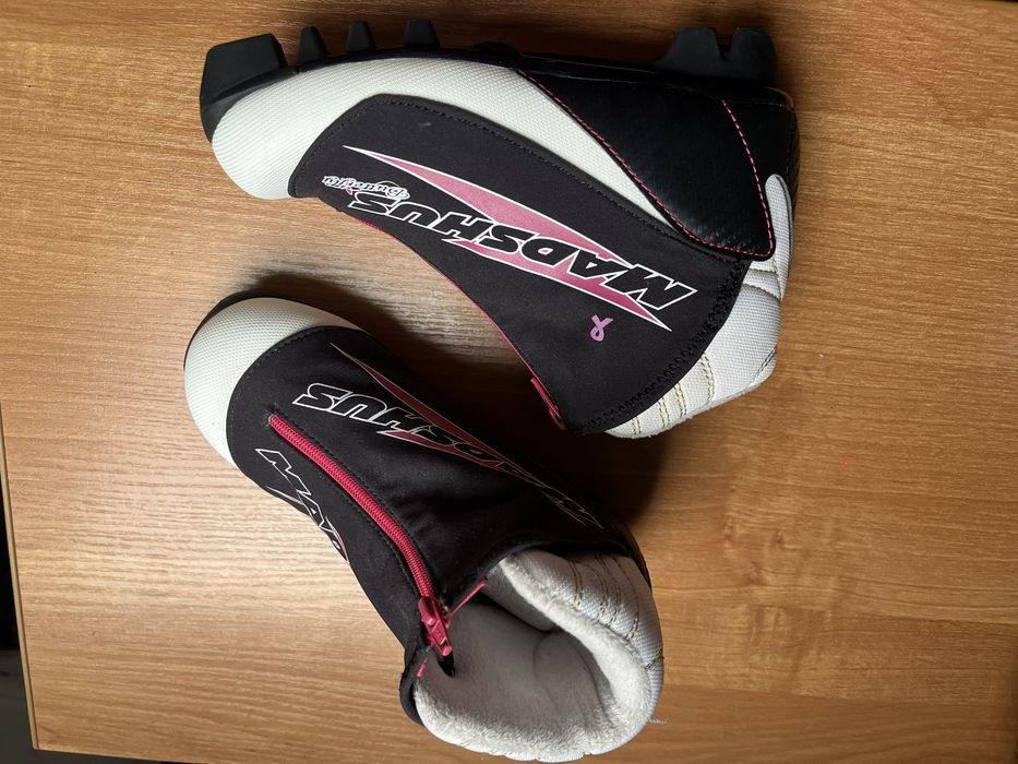 Nowe buty narciarskie biegowe Madshus r.32