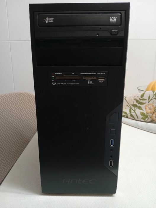 Torre Antec Motherboard ASUS I5 10400