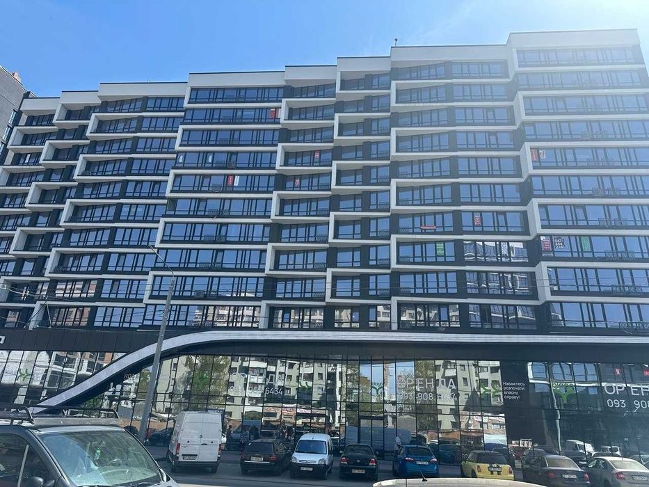 Продам 2 км в центрі А5