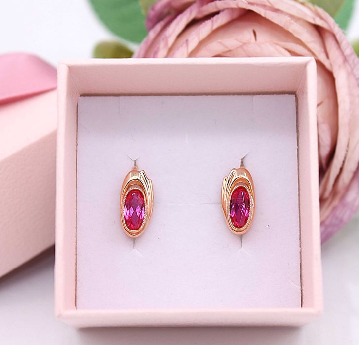 Złote kolczyki p.585/5,48g z różowymi kamieniami