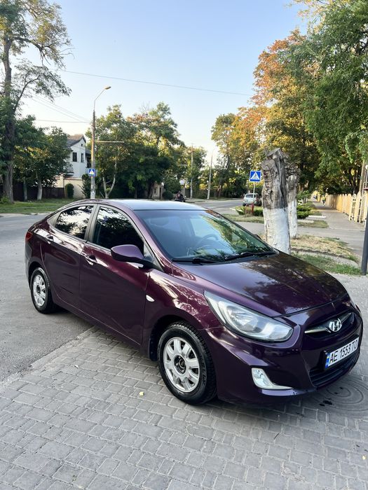 Продам Hyundai Accent 2011