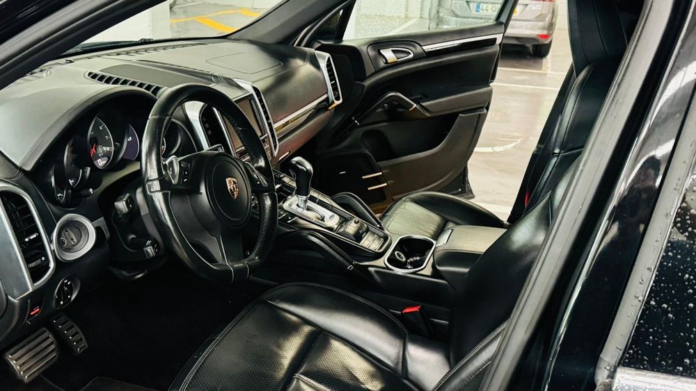 Porsche cayenne 2013