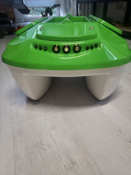 Łódka zanętowa STS jak nowa Brzeziny • OLX.pl