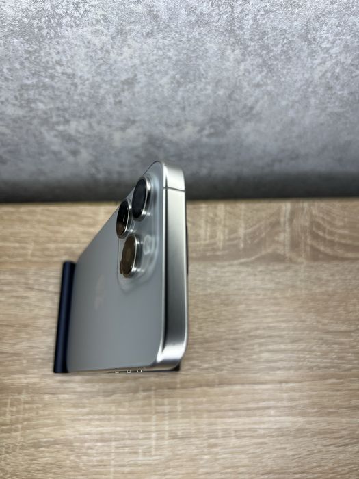 Iphone 15 Pro 256gb e-sim Neverlock