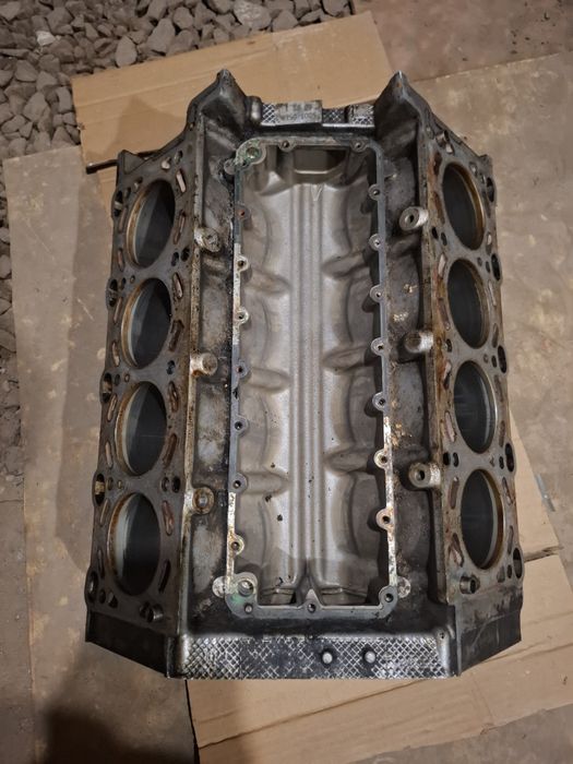 Блок bmw e32 e34 e38 m60b30