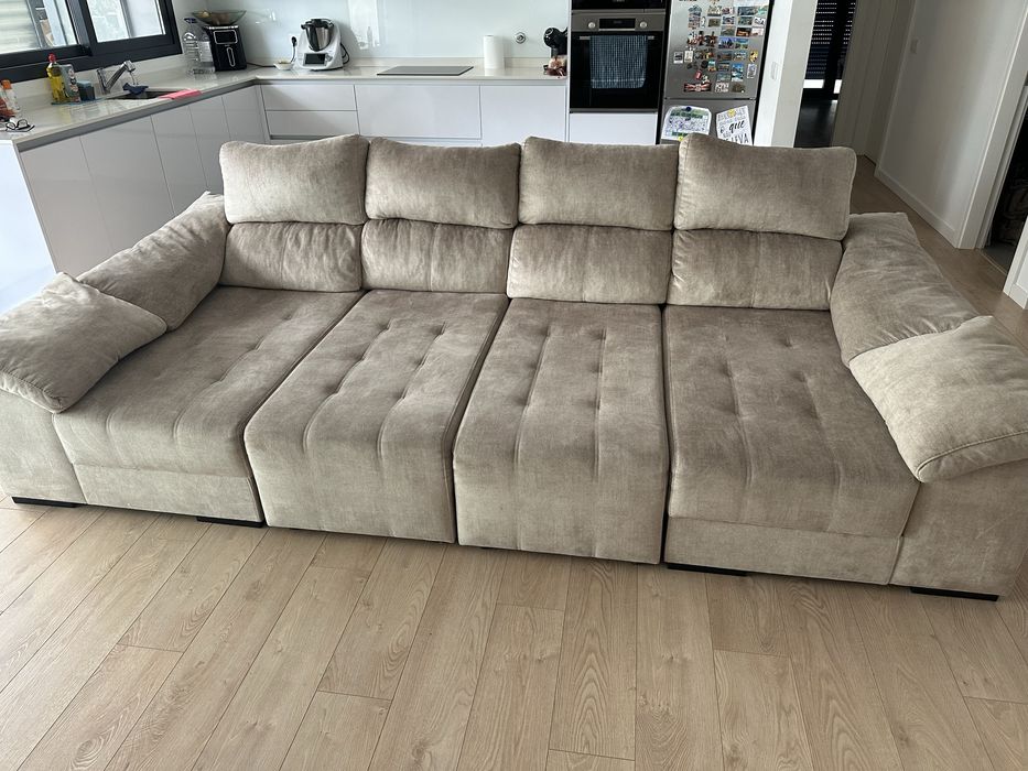 Sofá Retrátil  – Super Confortável e Espaçoso!