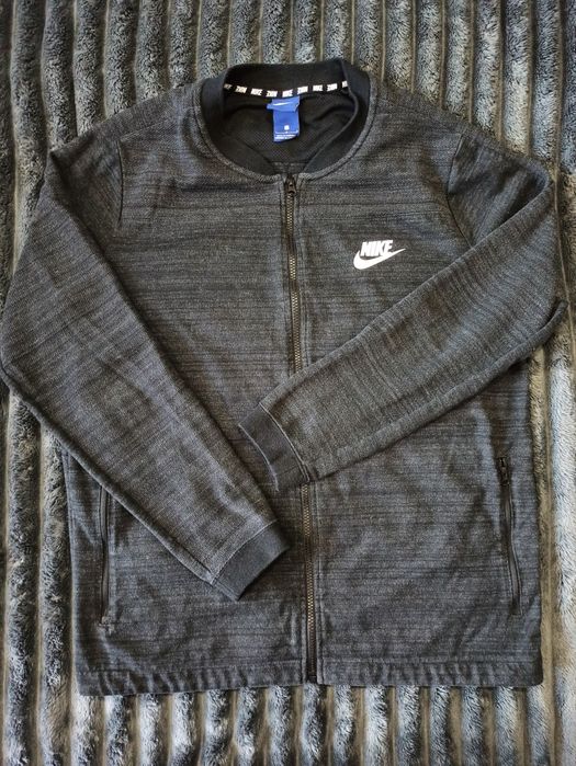 Спортивна кофта Nike