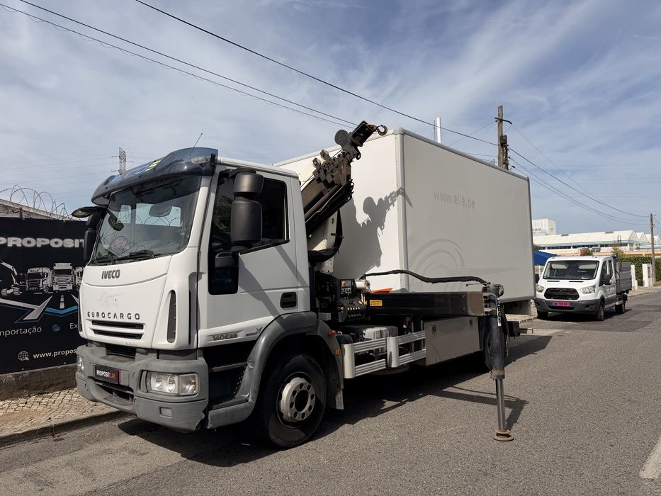 IVECO EUROCARGO 14 Ton 250cv 2008 Grua Palfinger 6 Lanças c/Guincho Apenas 136.000km ###OPORTUNIDADE###