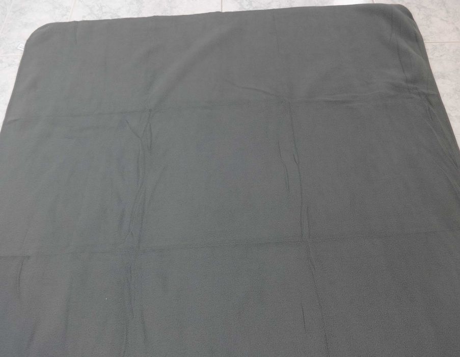 Manta Polar Lisa Pequena