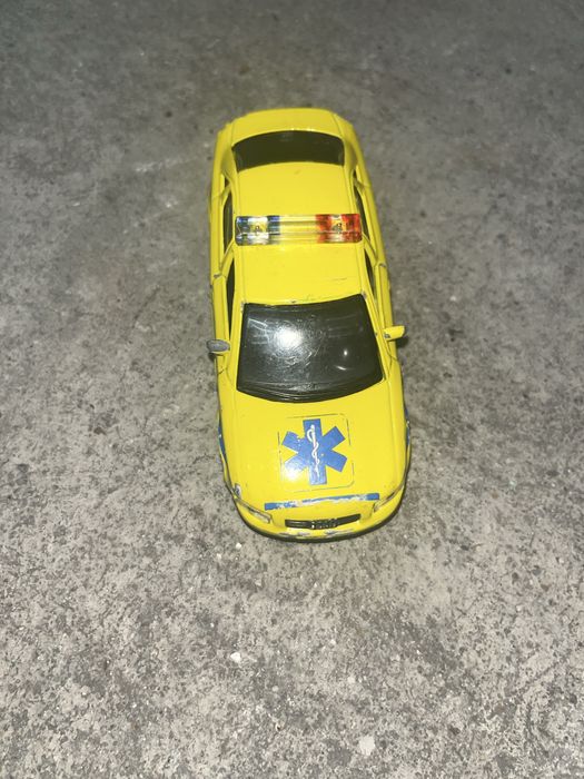 Carro miniatura inem