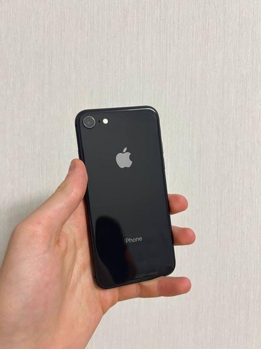 Iphone 8 64gb, 100% батарея