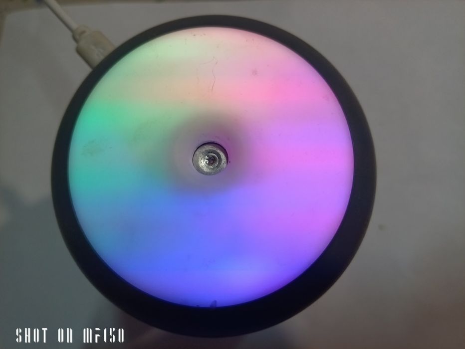 Увлажнитель воздуха. Не робочий.