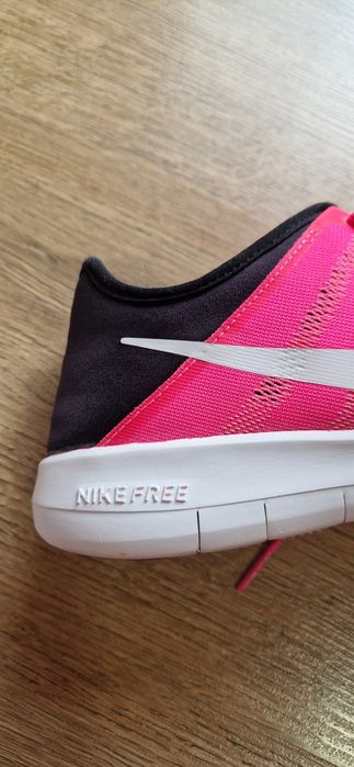 Кросовки Nike оригинал (размер 39, 25 см)