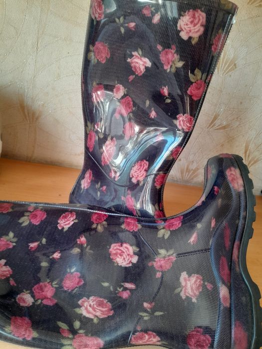 Резиновые сапоги