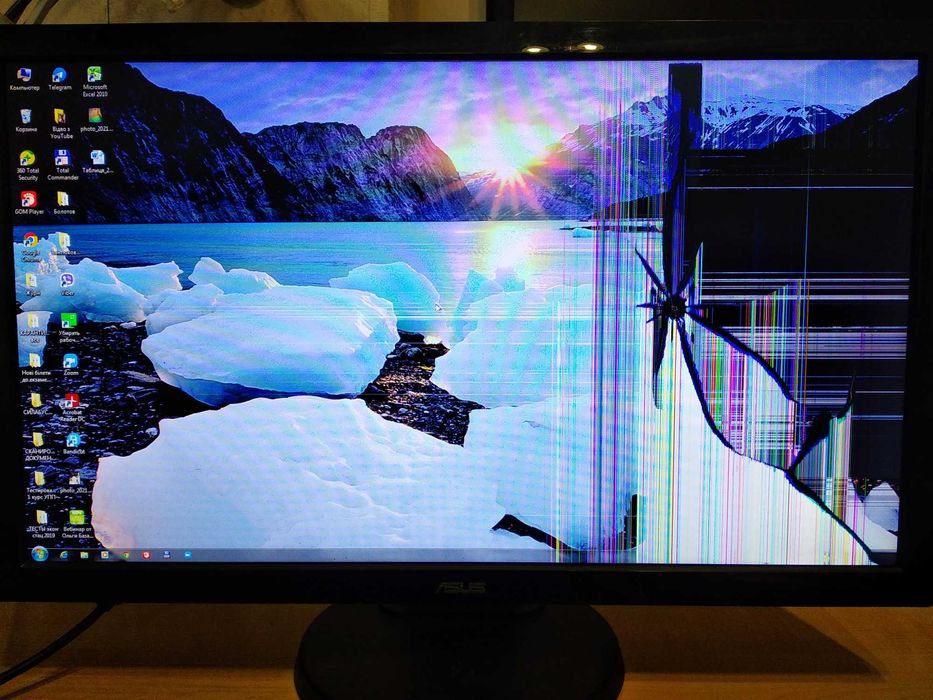 Продам монитор ASUS 24 дюйма на запчасти