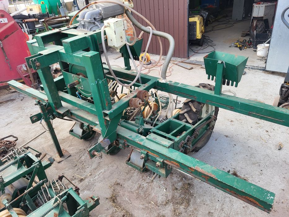 Siewnik do warzyw, marchwi, pietruszki, cebuli sfoggia