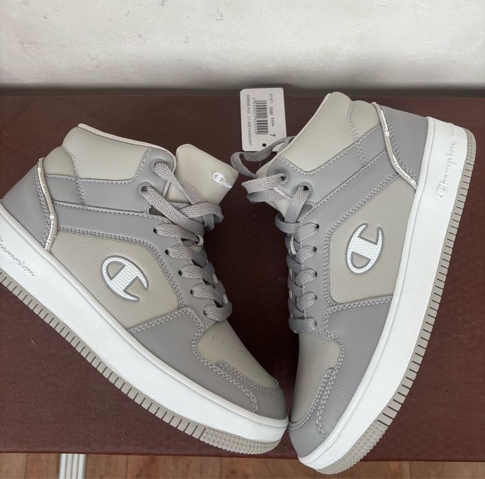 Кросівки жіночі «Champion”