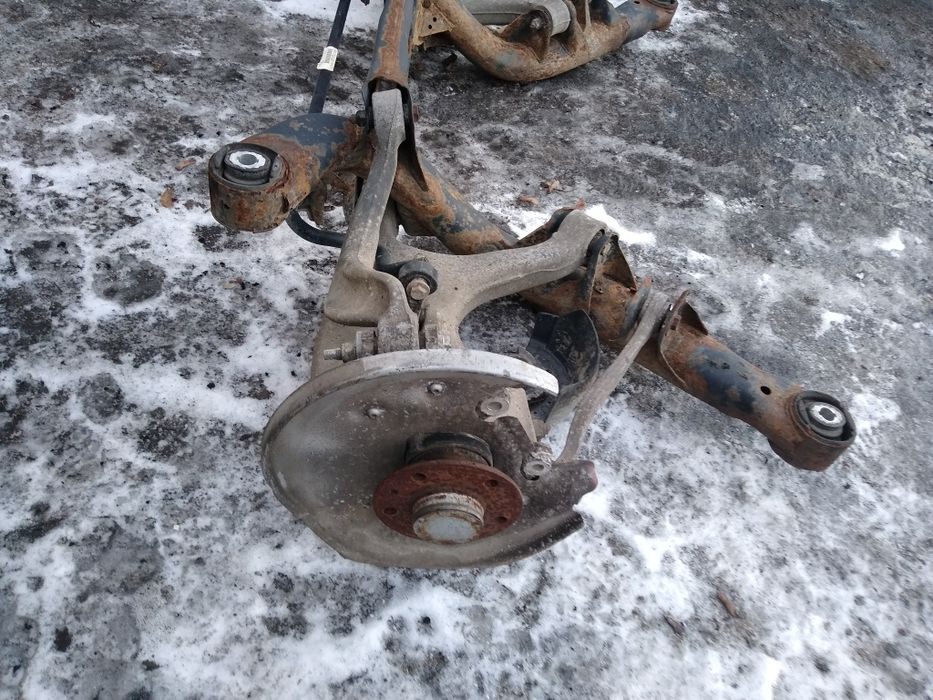 Zawieszenie tył audi a4 B8 komplet