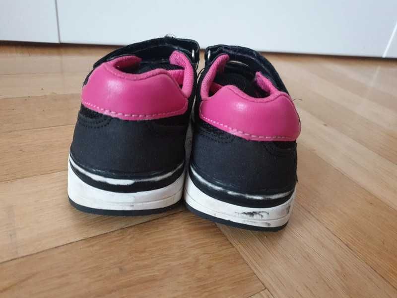 Sneakery r.26 stan dobry
