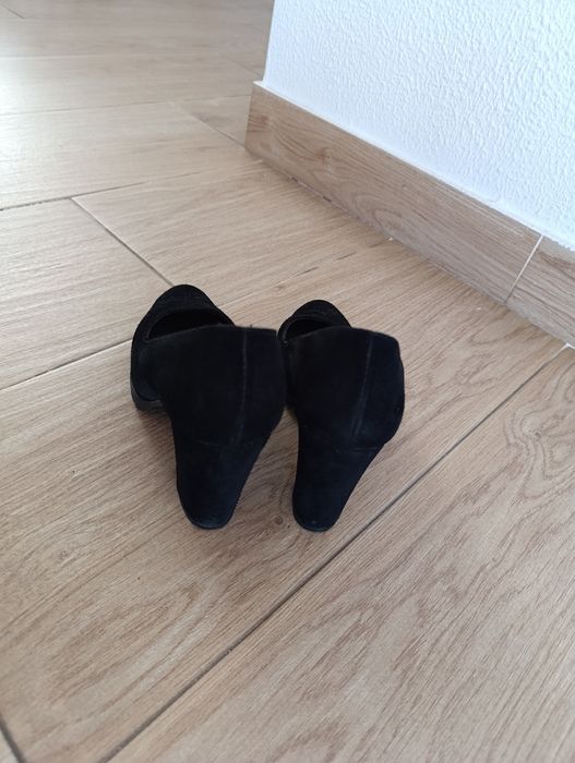 Sapatos Salto 37