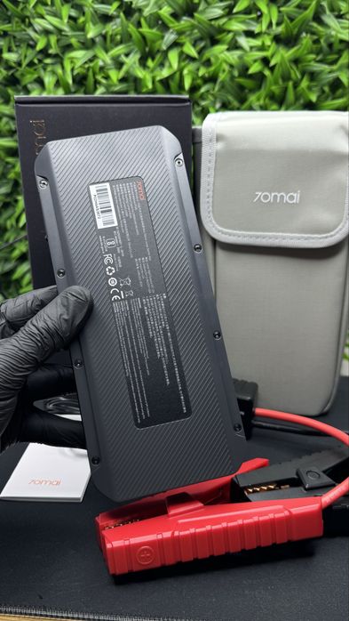 Пускозарядний пристрій Xiaomi 70mai Jump Strarter Max 18000mah 1000A