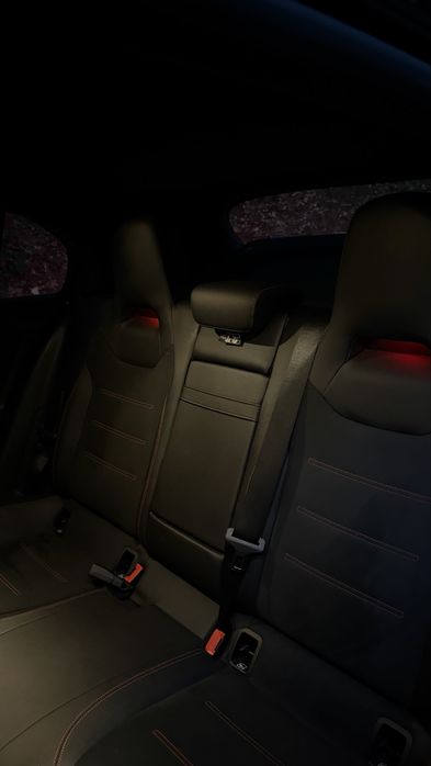MERCEDES A200d Amg Line