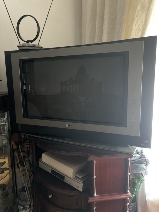 Tv crt LG modelo WE-32Q10IP